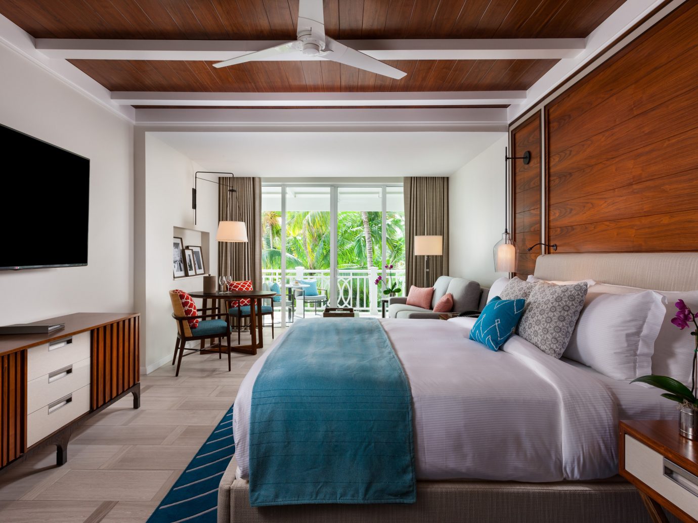 Bedroom at Four Seasons Ocean Club Bahamas
