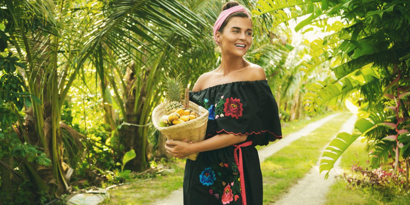 18 Beach Resort Dresses to Pack for a Tropical Vacation (2020) - Jetsetter